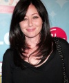 37940_Celebutopia-Shannen_Doherty-LG76s_Mobile_TV_Party_in_Los_Angeles-03_123_876lo.jpg