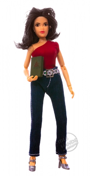 SDCC_2018_MEGO_Target_Exclusive_Action_Figures_Charmed_Piper_002.jpg
